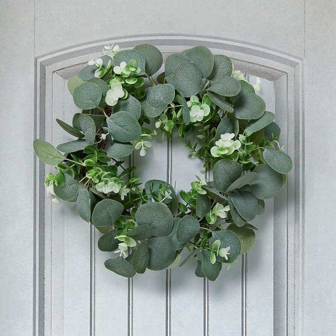 Jardin 15" Artificial Eucalyptus Wreath