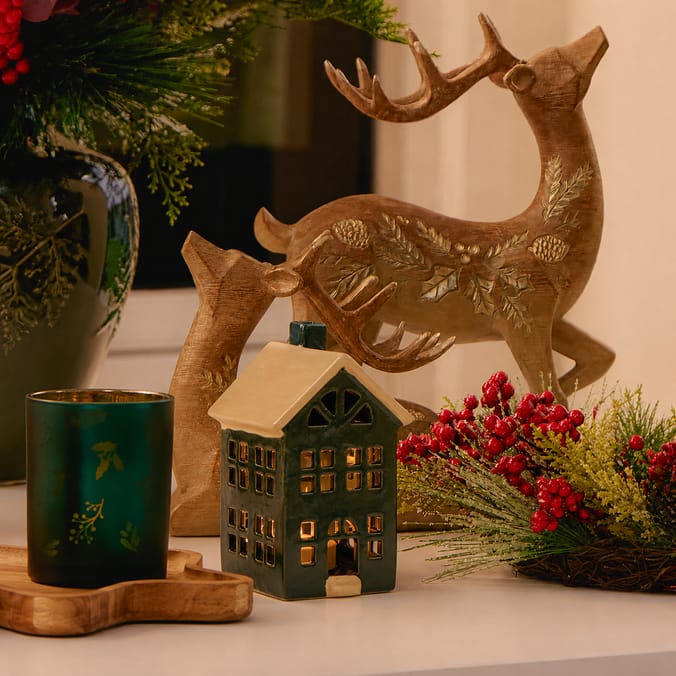 Winter Charm LED Glazed House