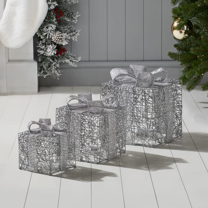 Prestige Battery Operated Light Up Parcels