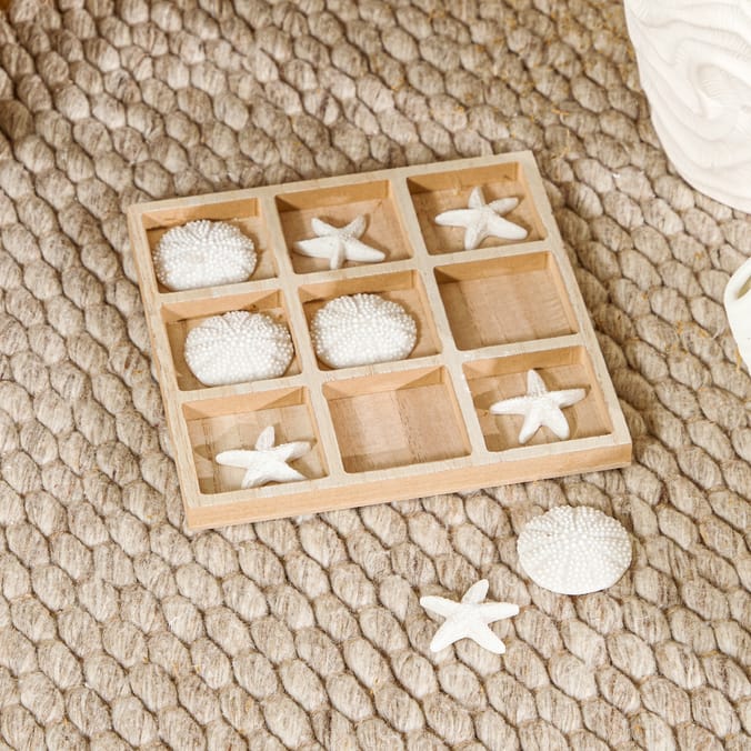 Coastal Noughts & Crosses Decoration 