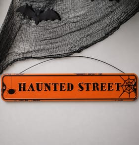 Hallow Scream Sign Metal Plaque - Haunted Street