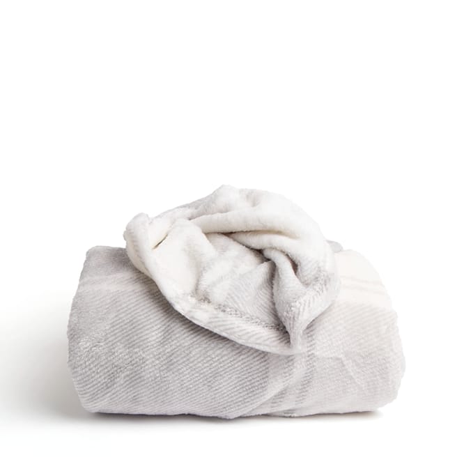 Home Collections Ultra Soft Throw