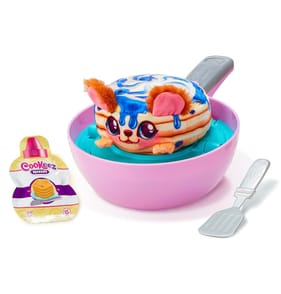 Cookeez Makery Pancake Treatz Surprise Scented Plush Playset