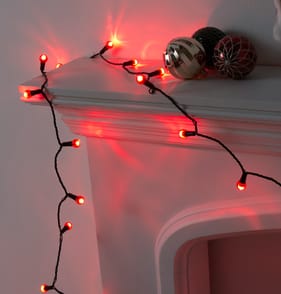 Prestige Mains Operated 100 LED Berry String Lights - Red
