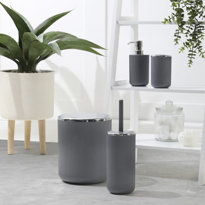 Home Collections 4 Piece Bathroom Set