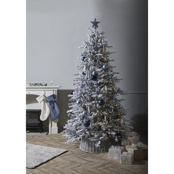 Festive Feeling 7ft Premium Kingston Flocked Spruce Tree