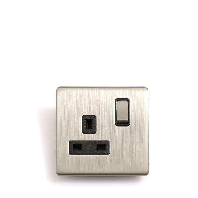 Pifco 13A Brushed Single Socket