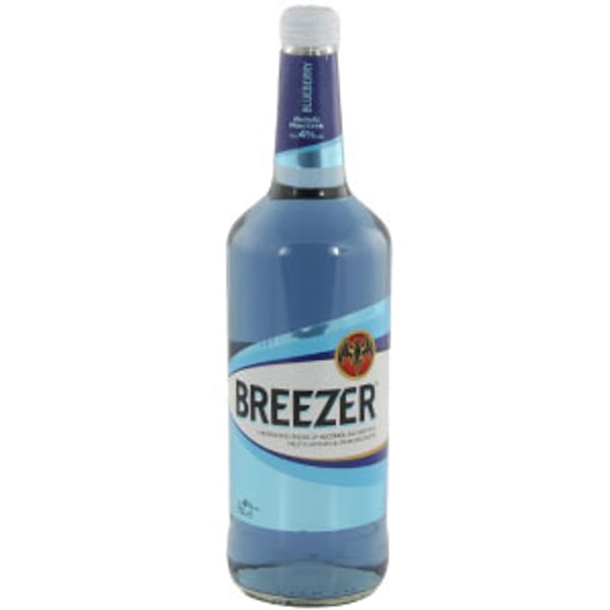 Bacardi Breezer: Blueberry (6 x 70cl Bottles)