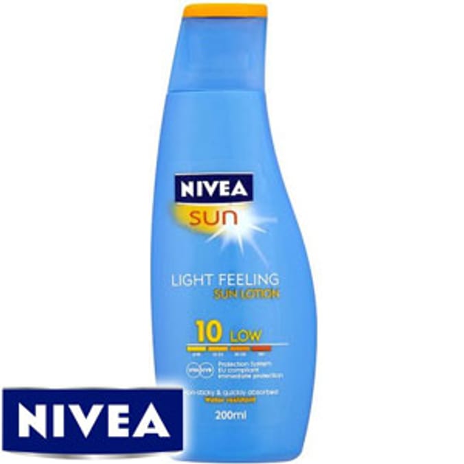 Nivea 200ml Light Feeling Sun Lotion SPF10 cream Home Bargains