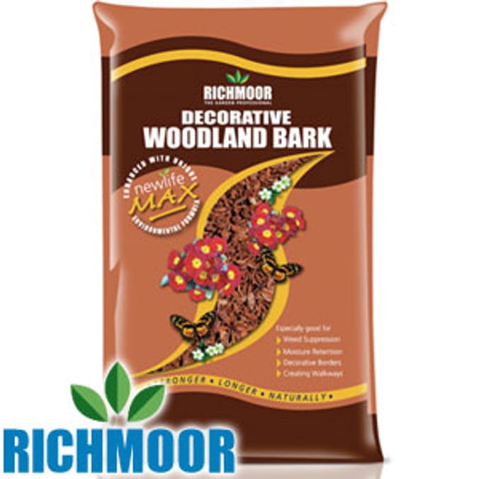 Richmore Decorative Bark 50 Litre Bag wood chips Home Bargains