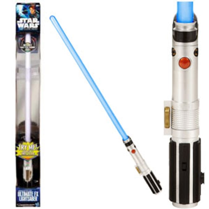 Luke skywalker sale ultimate fx lightsaber