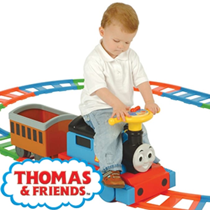 thomas train ride on and track set