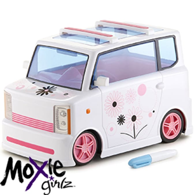 Moxie hot sale girlz car