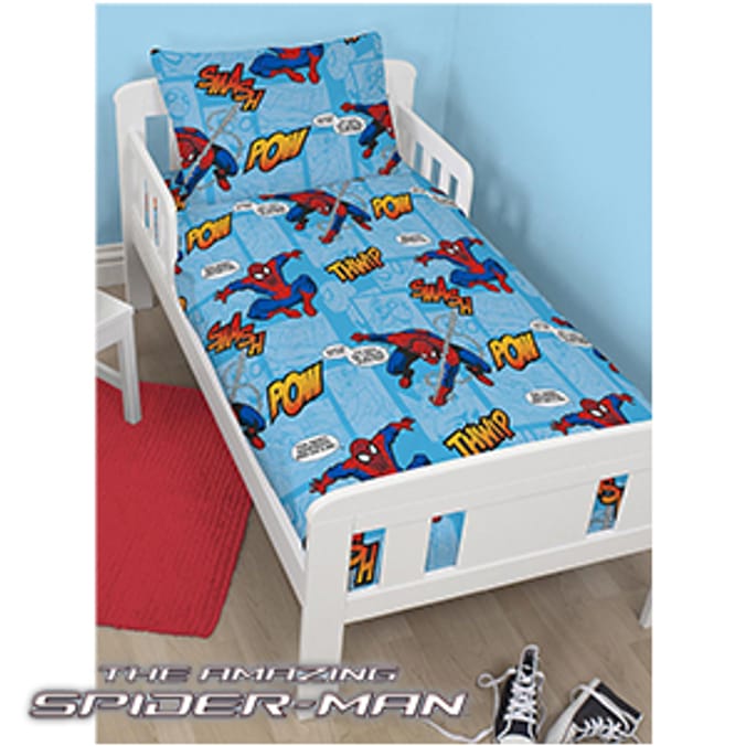 Marvel Ultimate Spider Man Junior Bed Set summer spiderman superhero comicbook comic book bedding sheets quilt summer lightweight toddler transition Home Bargains