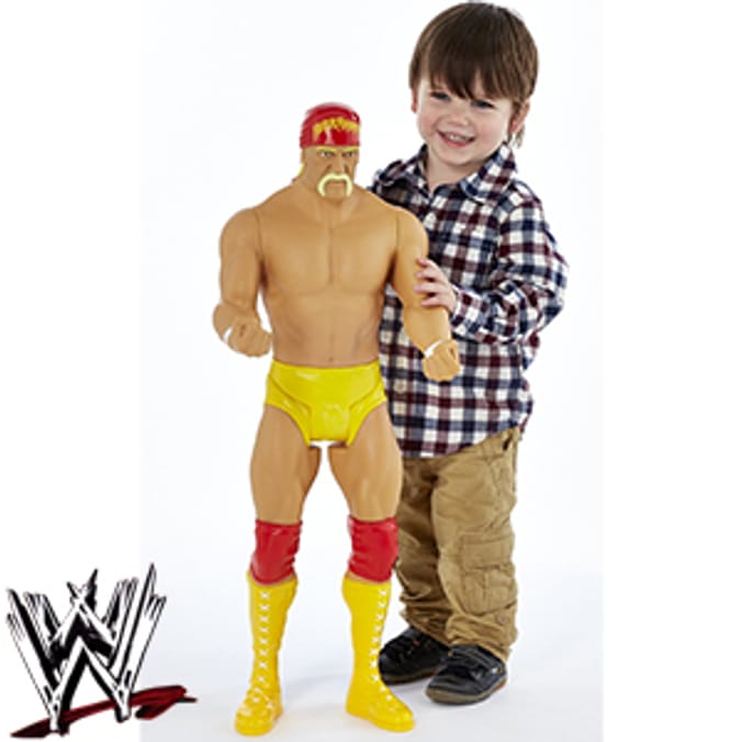 Giant size deals wwe figures