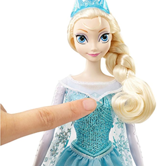 Disney Frozen: Singing Elsa Doll