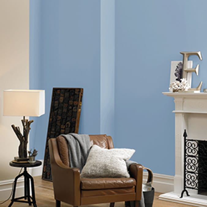 Berger Matt Emulsion Blue Glass 2.5L litre decorate homeware paint pale blue paint, paints