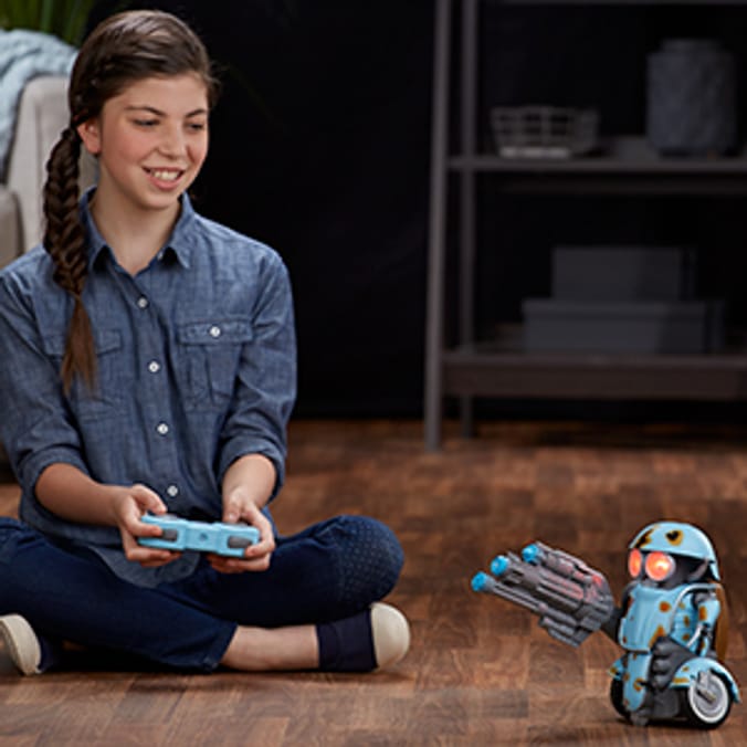 Transformers RC Autobot Sqweeks toy interactive remote control robot