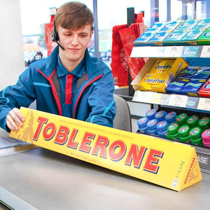 Toblerone Giant 4.5kg Bar, toblerones, giant toblerones, big toblerone,  4.5kg toblerones, tobleron, giant chocolate bars