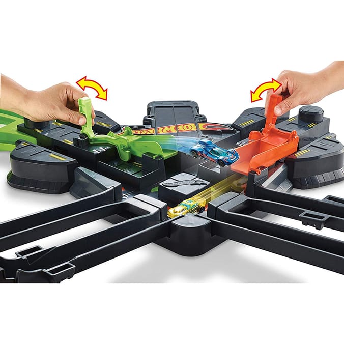 Hot wheels colossal crash track deals set