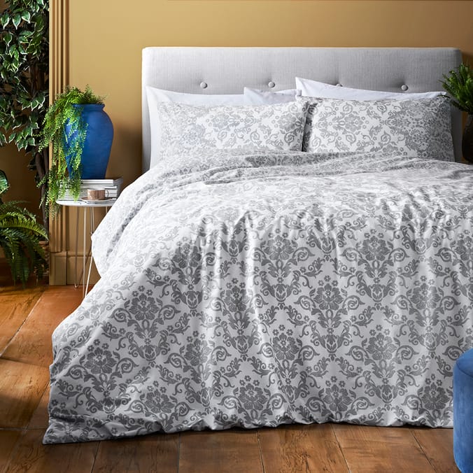 Jeff Banks Ports of Call: Altino Bed Set