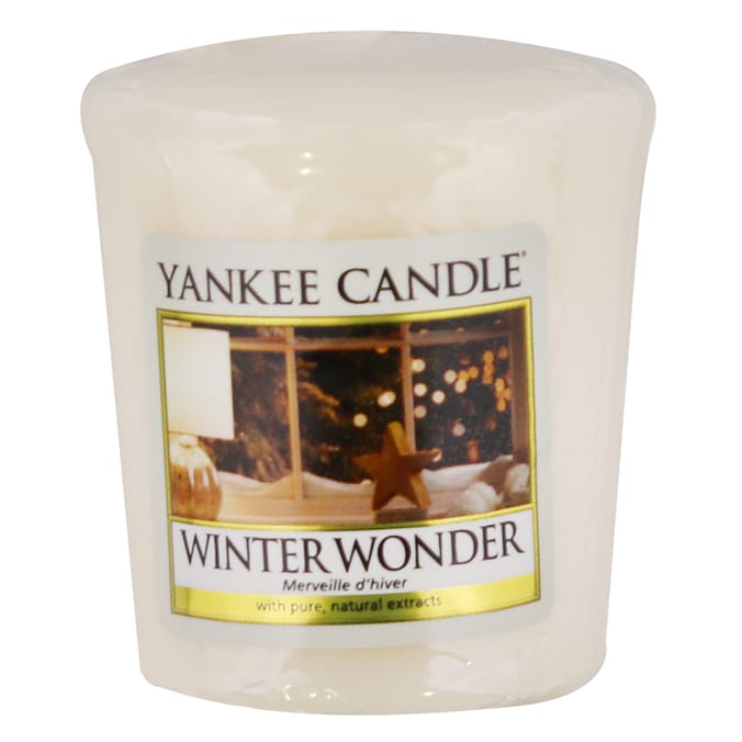 Yankee Candle Winter Wonder Scented Votives (18 x 49g) candles, mini