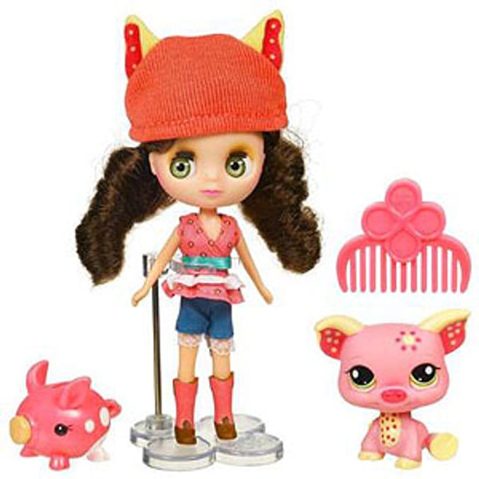 Blythe Loves Littlest Pet Shop Rides & Surprises Home Bargains