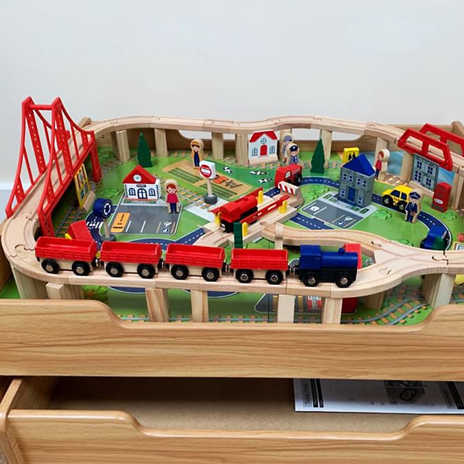 Home bargains store train set