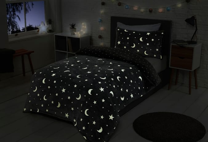 Sleepdown Glow in the Dark Moons Stars Fleece Duvet Set bedding