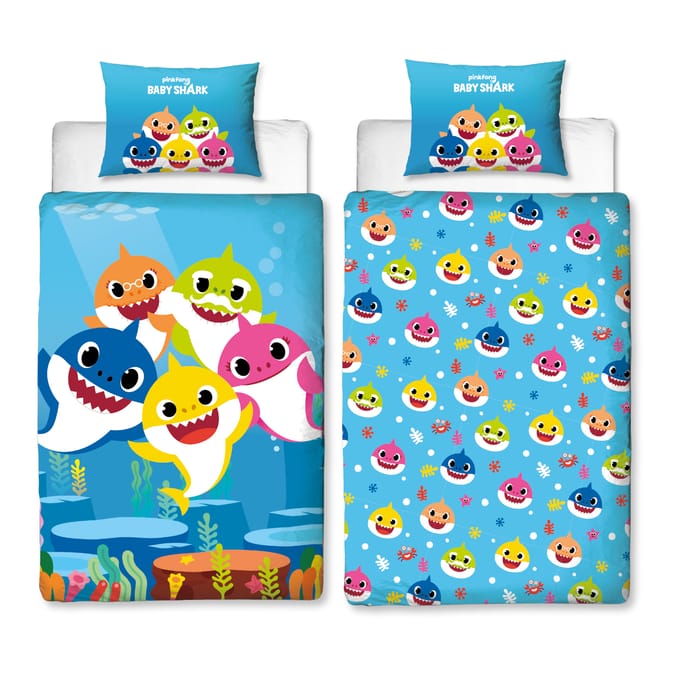 Baby Shark Underwater Single Panel Reversible Duvet Set, duvets covers ...