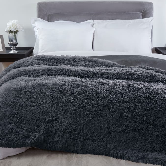Sleepdown Luxury Long Pile Faux Fur Throw Charcoal, throws, , blankets