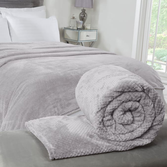 Sleepdown Large Waffle Fleece Throw Silver, throws, , blankets bedroom