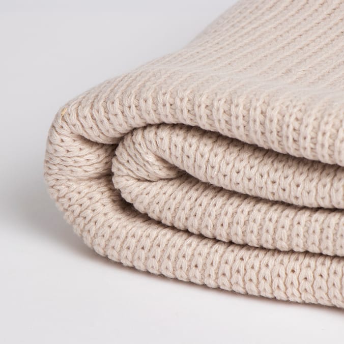 Home bargains best sale knitted throw