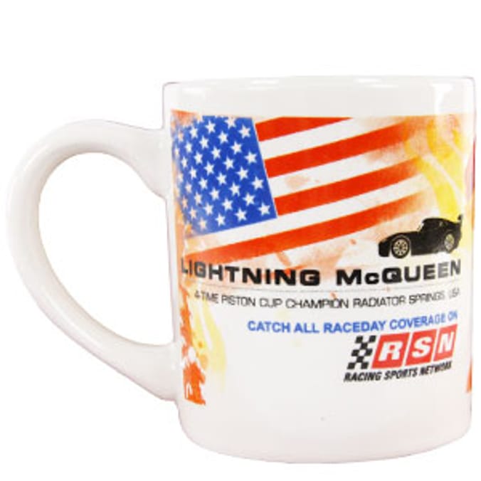 Disney Cars 2 Mug: Lightening McQueen