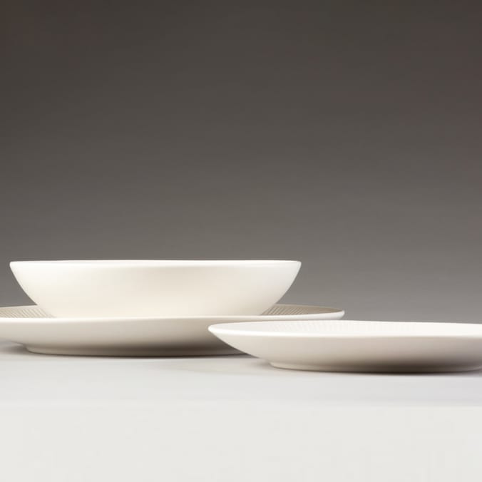 Carnaby Belgravia 12 Piece Dinner Set Porcelain, plates bowls white