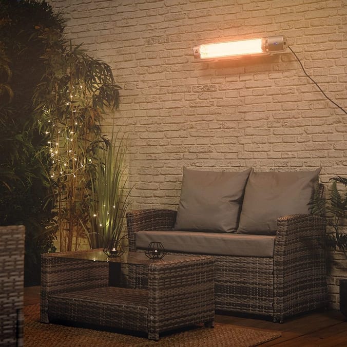 VonHaus Wall Mounted Infrared Patio Heater, outdoor patio infra reds