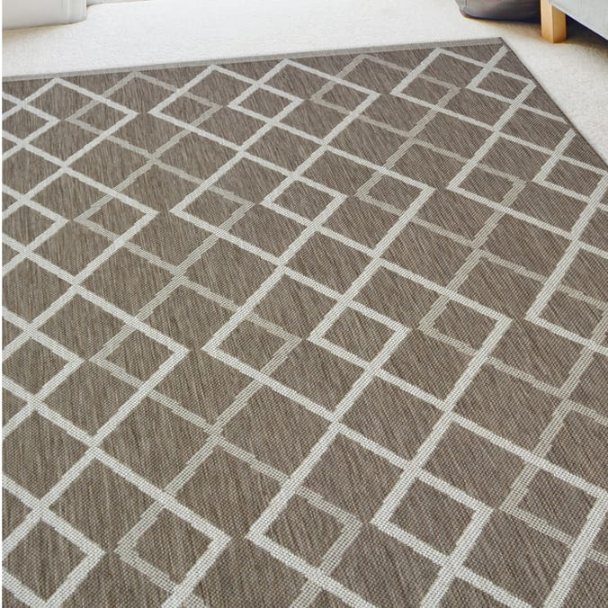 Diamond Overlap Indoor/Outdoor Rug Natural, rugs runners, rugs garden