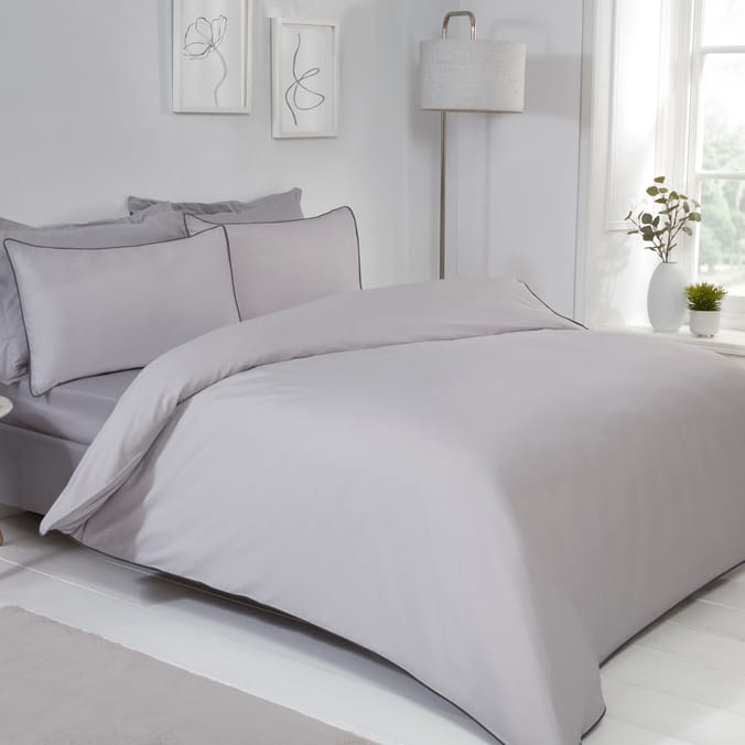 Sleepdown Contrast Piped Grey/Charcoal Reversible Duvet Set, beddings ...