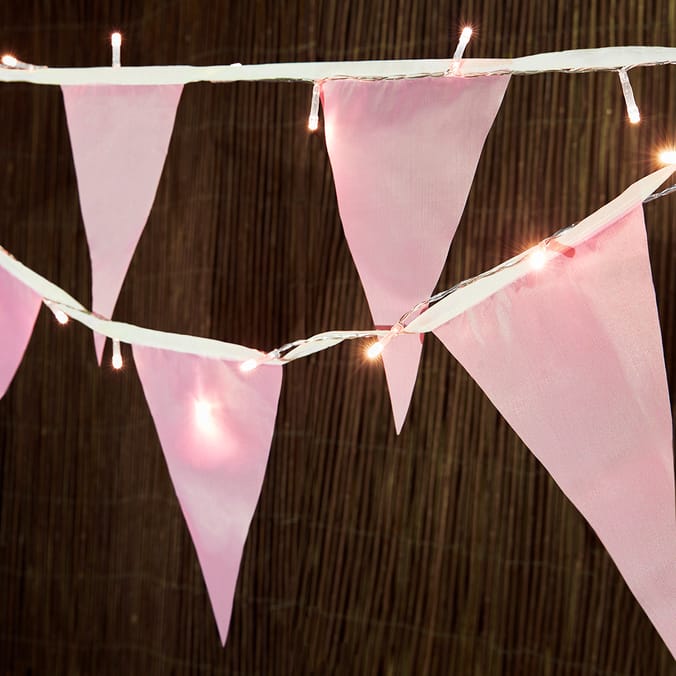 Solar deals bunting lights