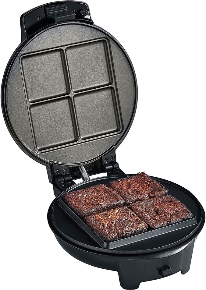 highsnobiety on X: You never knew you needed a Louis Vuitton waffle maker  until now. 🥞 📷:   / X