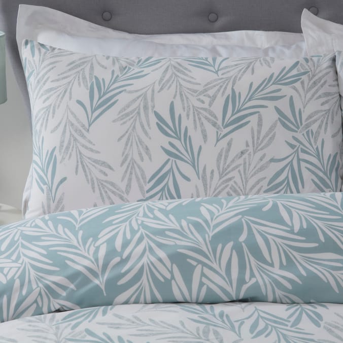 Sleepdown Trailing Leaf Sage Green Bedding Reversible Duvet Set, leaves