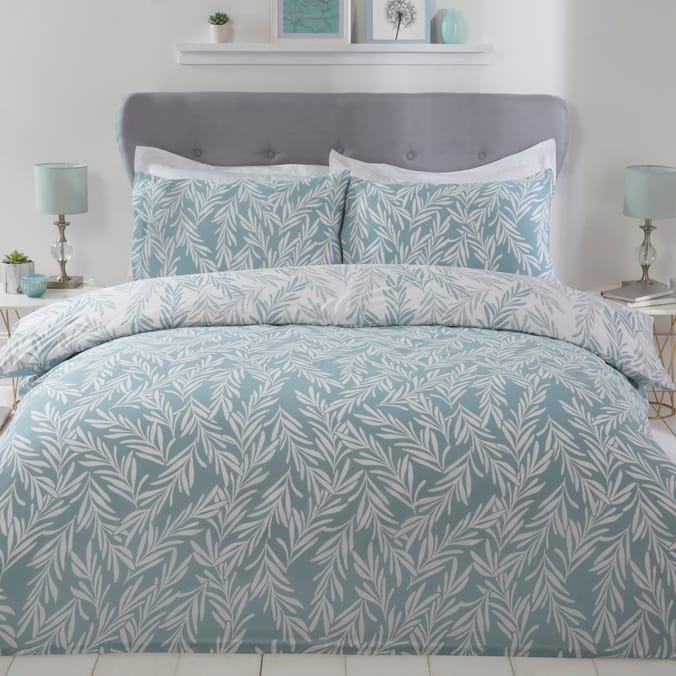 Sleepdown Trailing Leaf Sage Green Bedding Reversible Duvet Set, leaves