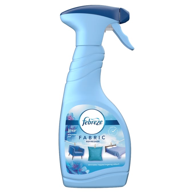 Febreze Fabric Refresher Spray Spring Awakening (4 x 500ml)