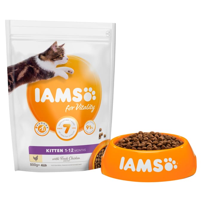 8710255150031 Iams for Vitality Kitten Food with Fresh Chicken