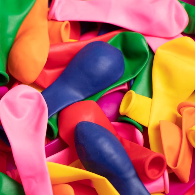 Splash Down Water Balloon Pump with 500 Balloons Home Bargains