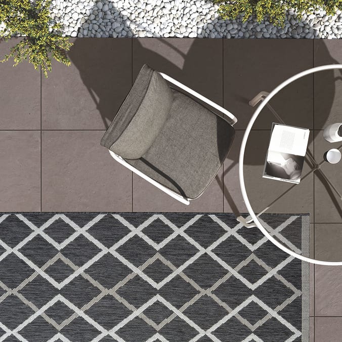 Diamond Indoor/Outdoor Overlap Rug, rugs, garden, patio, grey, silver