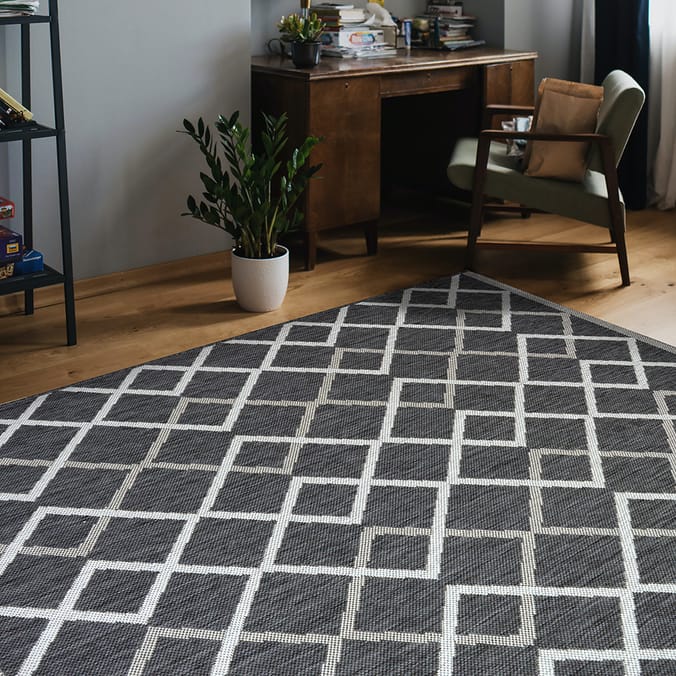 Diamond Indoor/Outdoor Overlap Rug, rugs, garden, patio, grey, silver