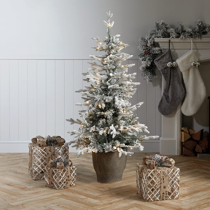 Festive Feeling 4ft PreLit Flocked Potted Tree, 120cm, snow, powdered