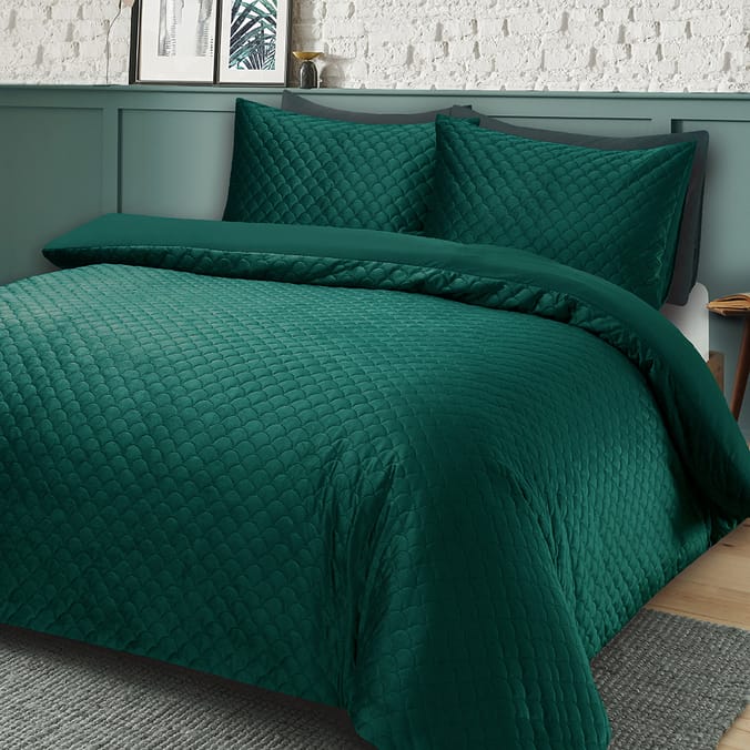 Home Collections Quilted Velvet Pinsonic Duvet Set Green, double, super, king, kingsize