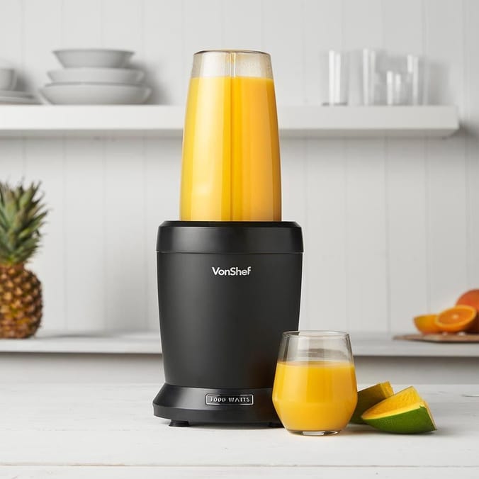 Bojurgle's wireless blender whips up protein shakes and smoothies anywhere  at just $31